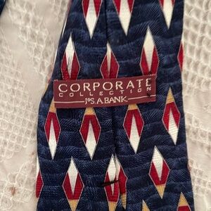 Jos A. Bank men’s dress tie